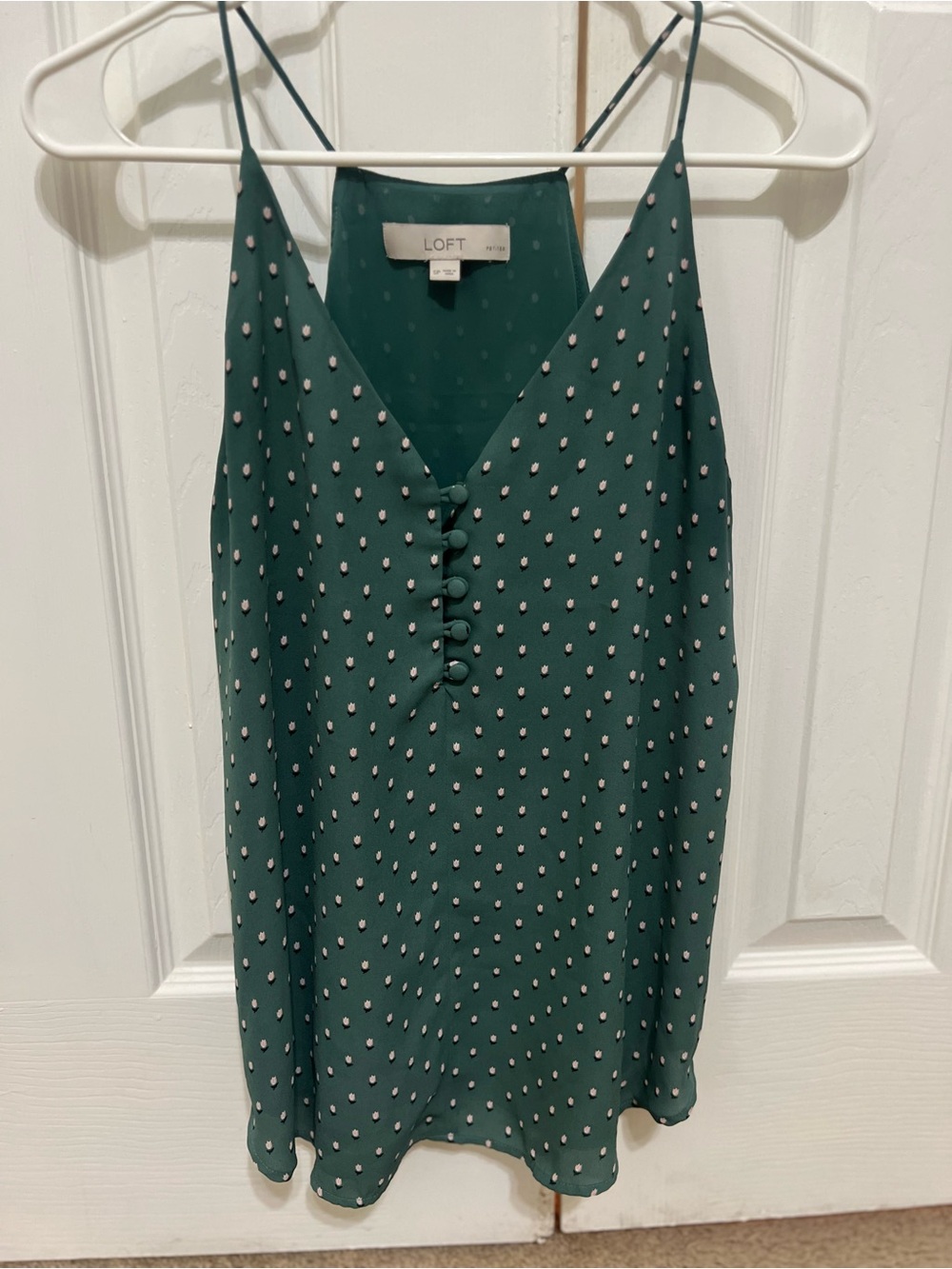 LOFT Green tulip Button-Front Spaghetti Strap Cami Small Petite